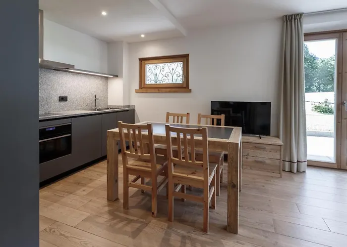 Apartment Baita Larix Sauna&Relax *