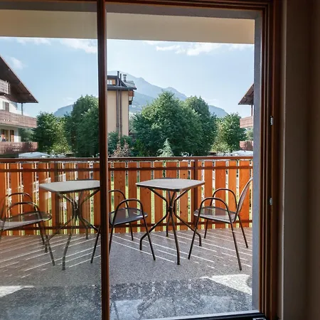 Larix Apartman