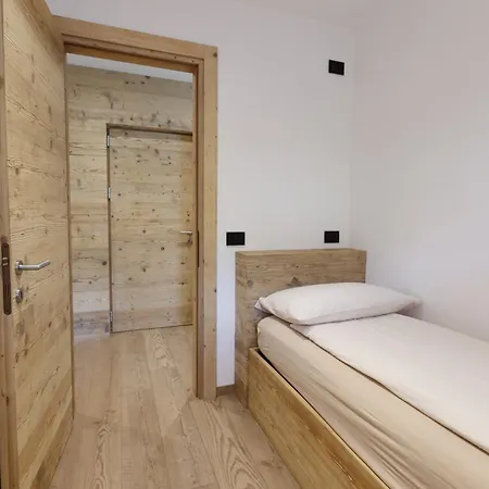 Larix Sauna&relax Daire *