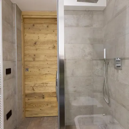 Larix * Μπόρμιο